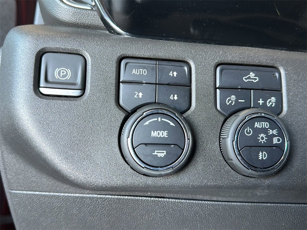 Used 2022 Chevrolet Silverado 1500 LT Trail Boss w/ Protection Package image 13