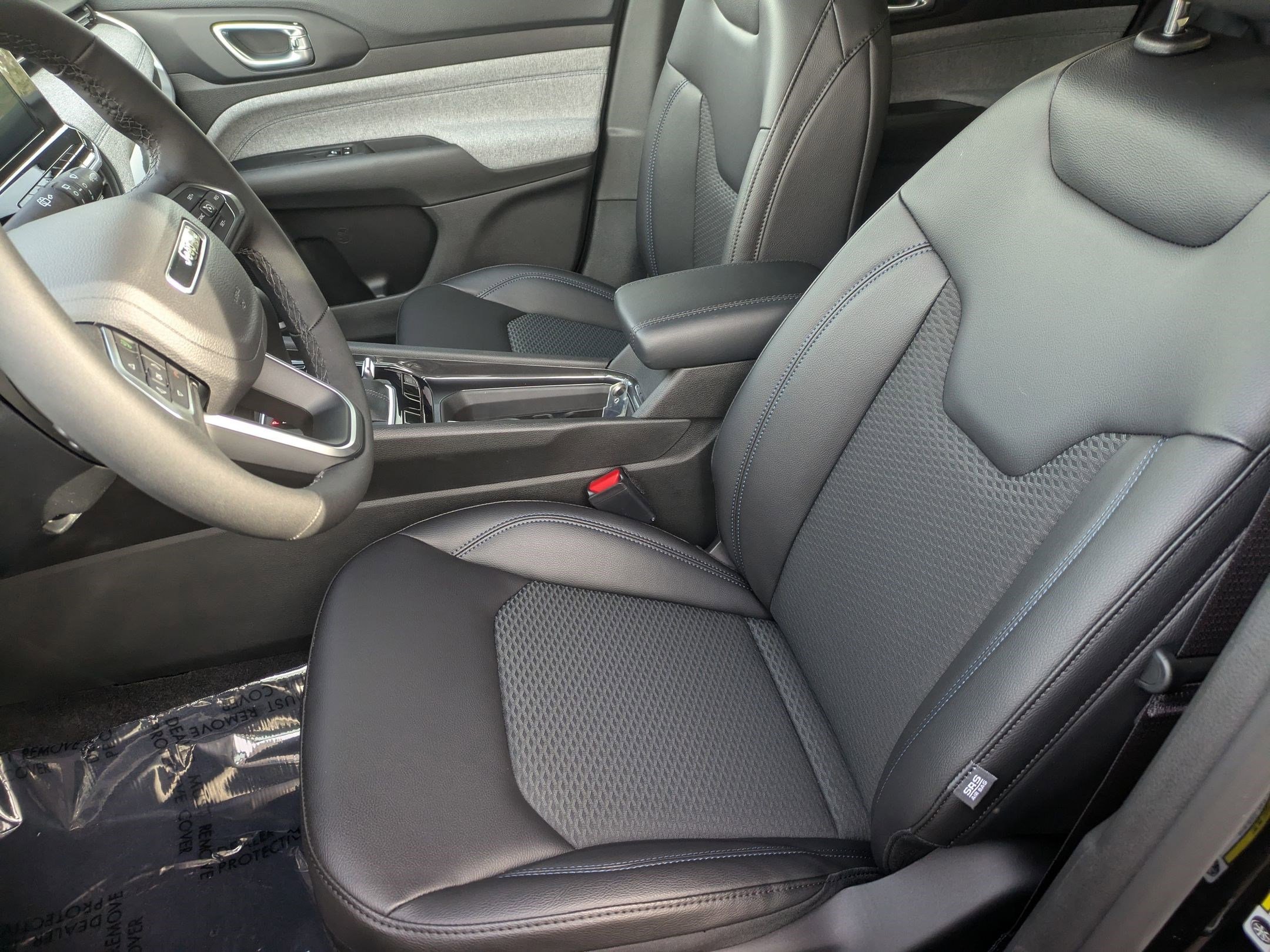 New 2026 Jeep Compass Latitude image 16