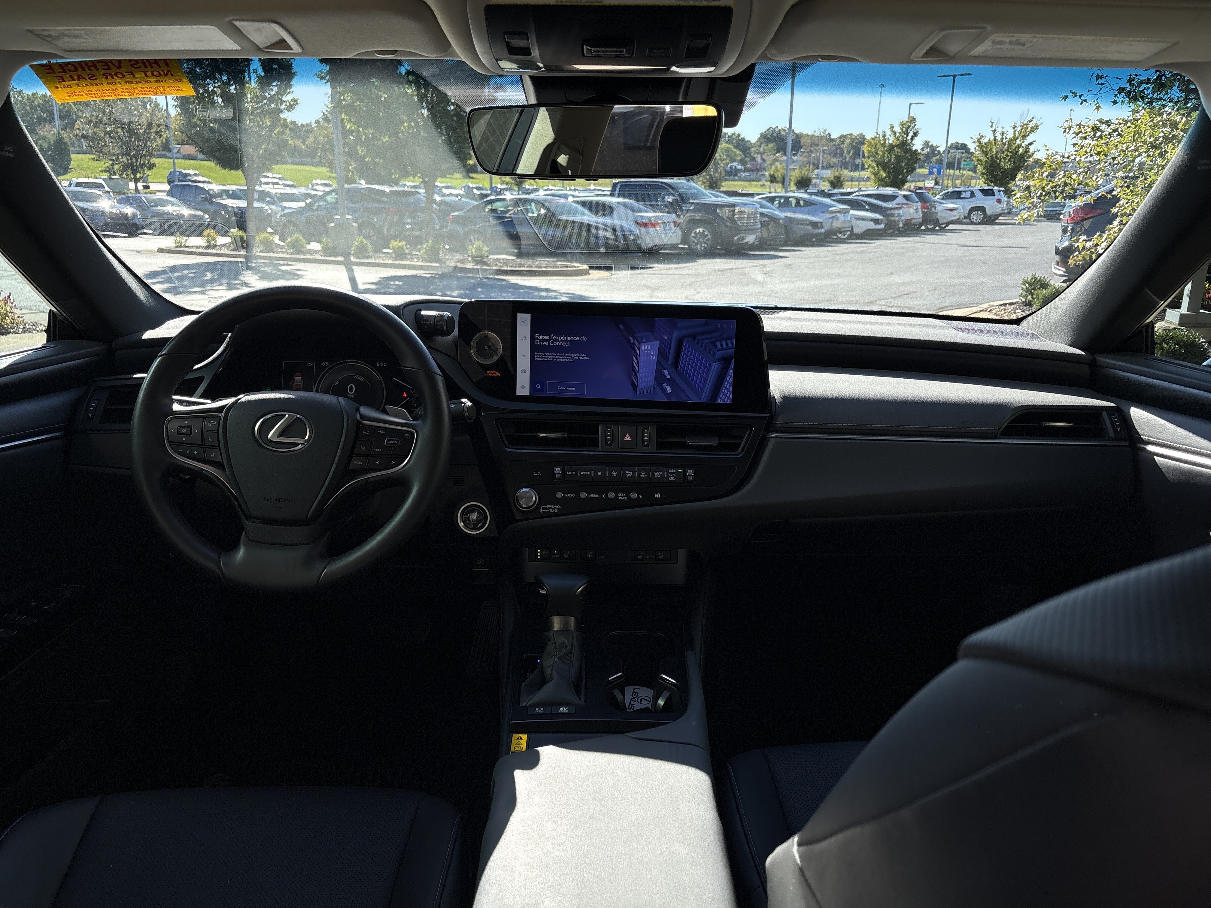 Used 2025 Lexus ES 300h w/ Premium Package FWD image 29