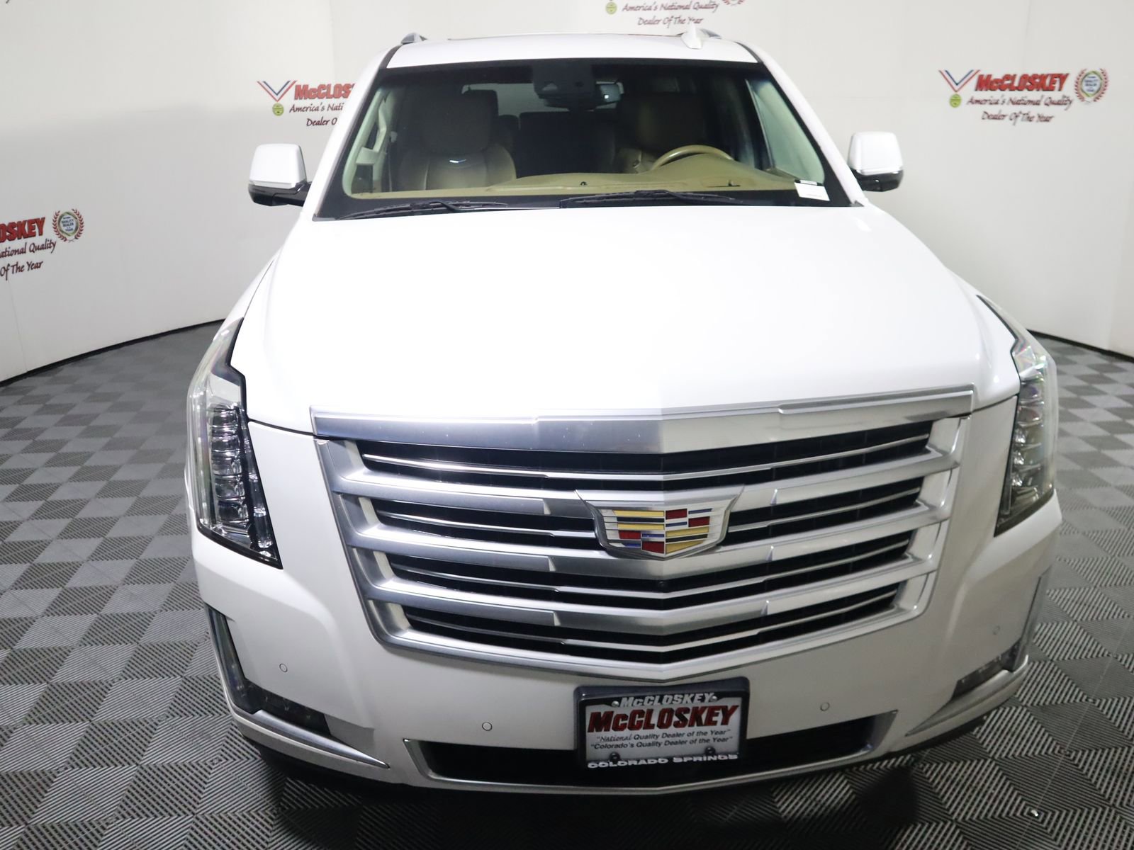 Used 2016 Cadillac Escalade Platinum AWD/4WD image 16
