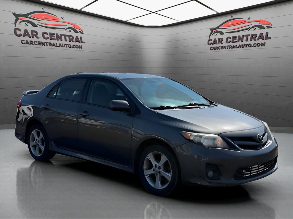 Used 2013 Toyota Corolla S image 7