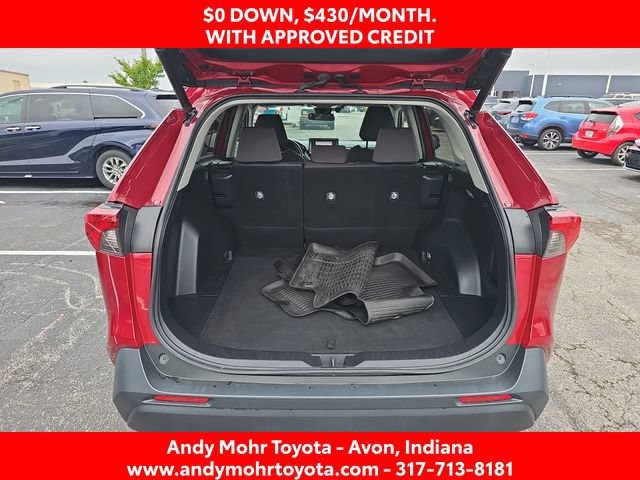 Used 2021 Toyota RAV4 XLE w/ Convenience Package AWD/4WD image 12