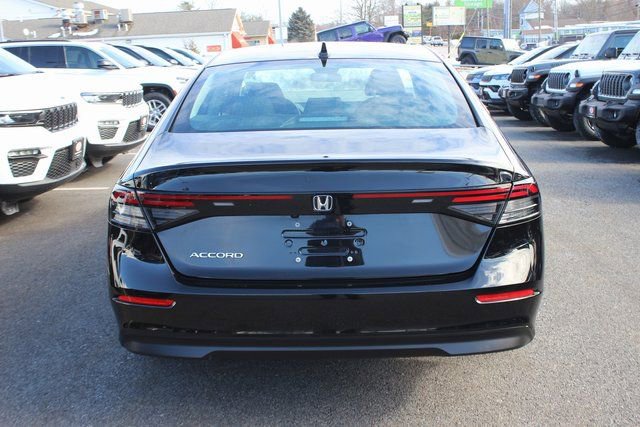 Used 2024 Honda Accord EX image 24