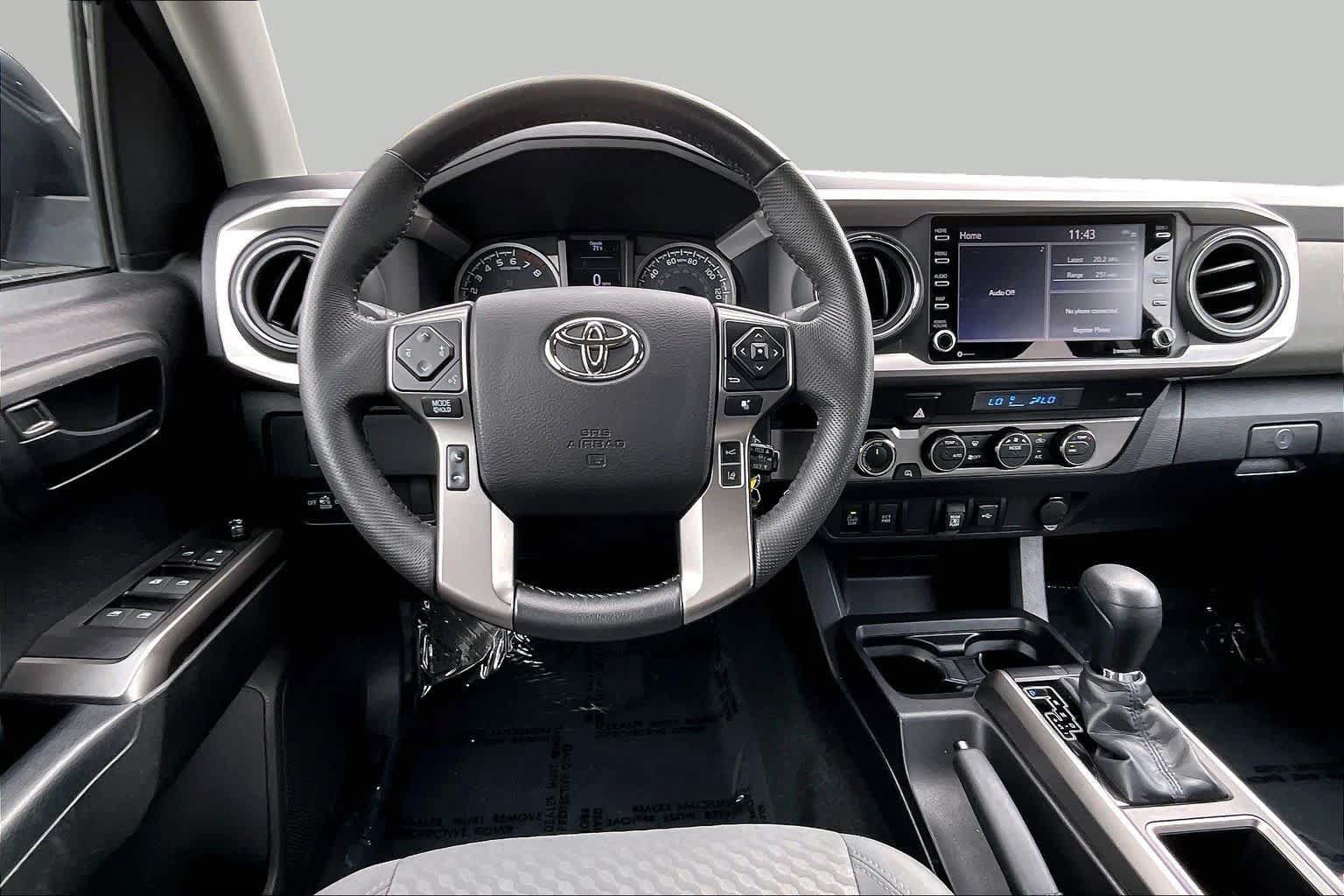 Used 2022 Toyota Tacoma SR5 w/ Technology Package AWD/4WD image 6