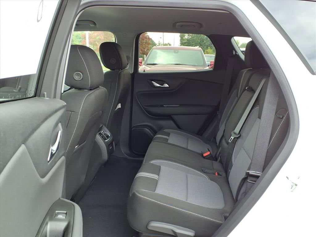 New 2025 Chevrolet Blazer LT w/ Convenience Package image 9