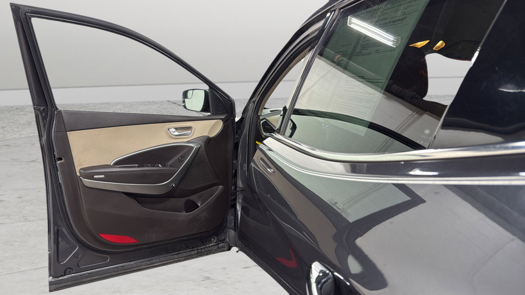 Used 2018 Hyundai Santa Fe Sport FWD image 14