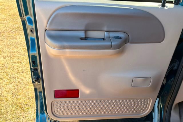 Used 1999 Ford F350 Lariat image 31