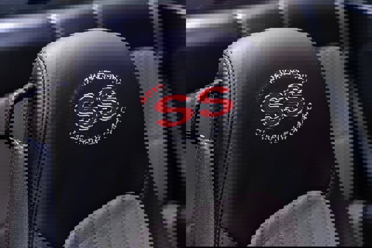 Used 2002 Chevrolet Camaro Z28 w/ SS Performance/Appearance Pkg image 17