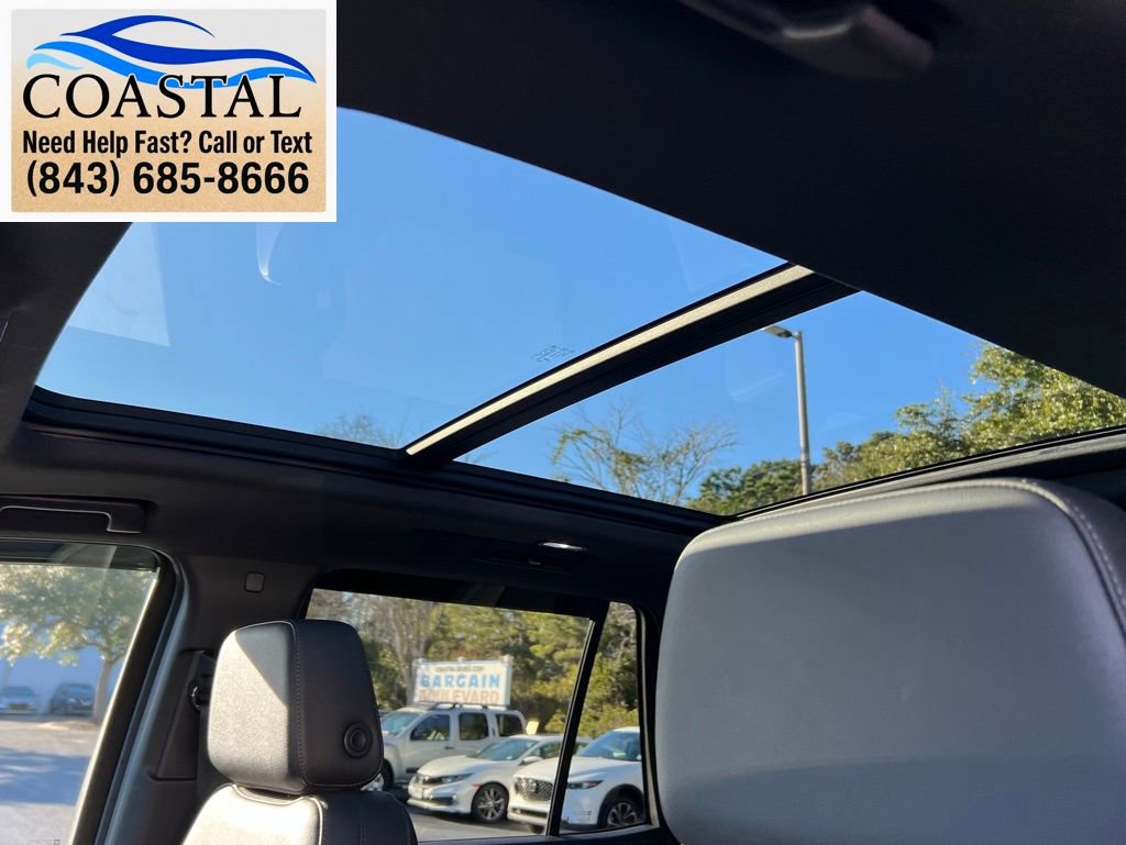Used 2024 Chevrolet Tahoe Z71 w/ Luxury Package AWD/4WD image 15
