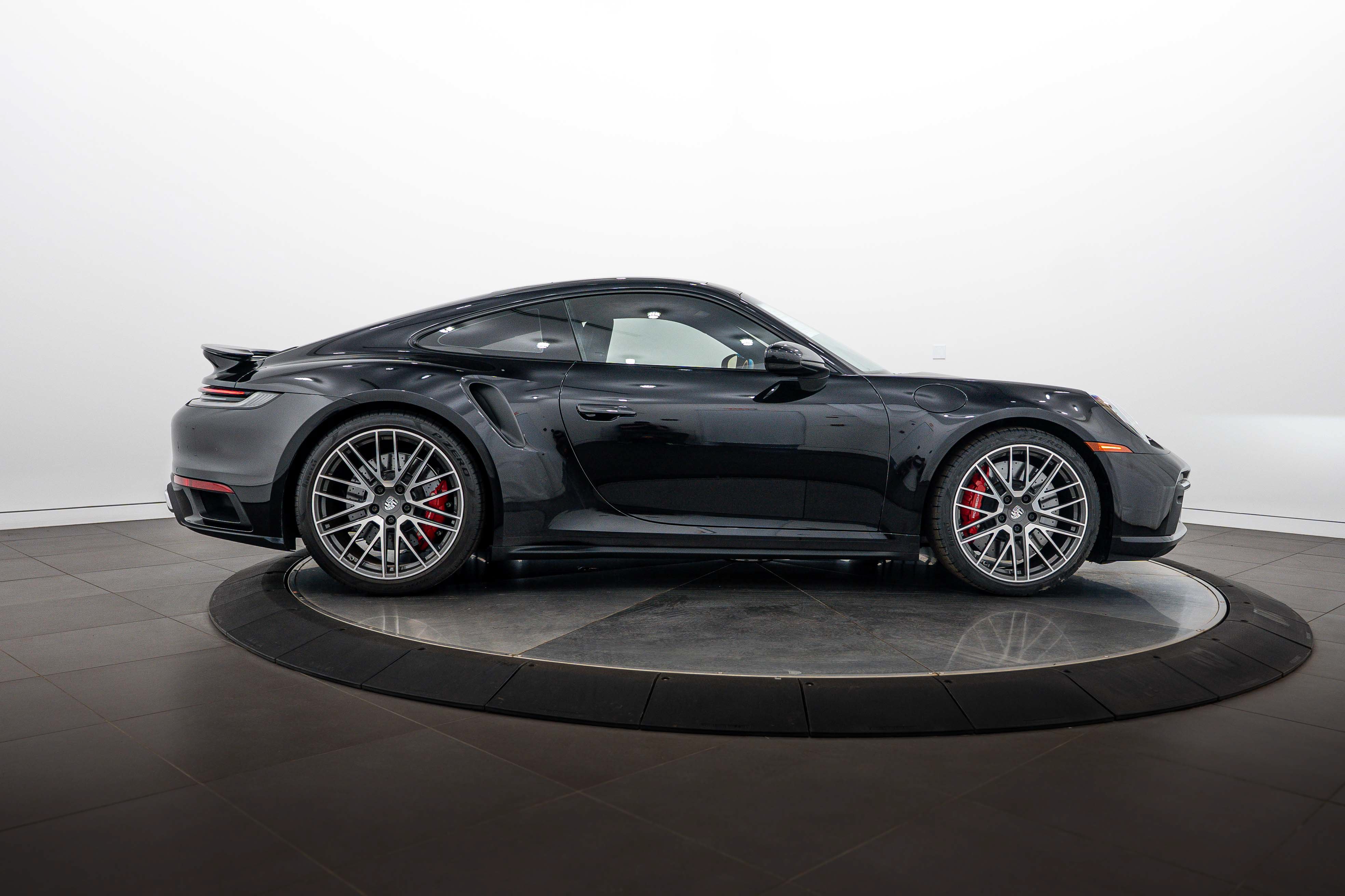 Certified 2021 Porsche 911 Turbo AWD/4WD image 8