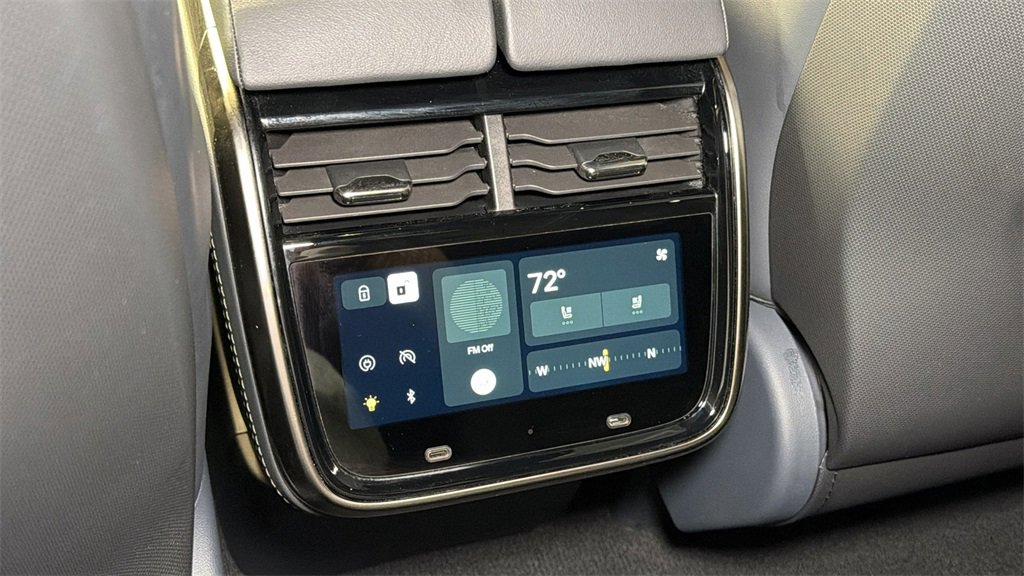 Used 2022 Rivian R1S Launch Edition image 20