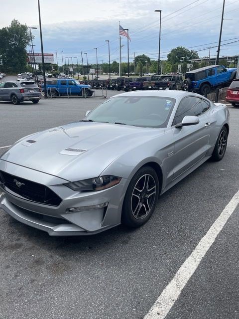 Used 2021 Ford Mustang GT RWD image 2