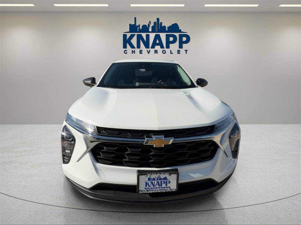 Used 2024 Chevrolet Trax LS image 8