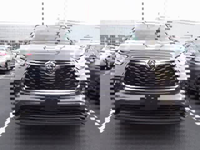 Certified 2020 Toyota Highlander Limited image 2