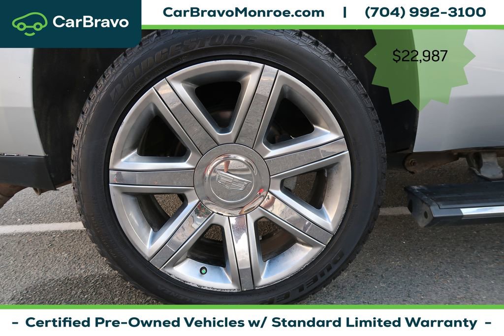 Certified 2018 Cadillac Escalade Premium Luxury AWD/4WD image 46