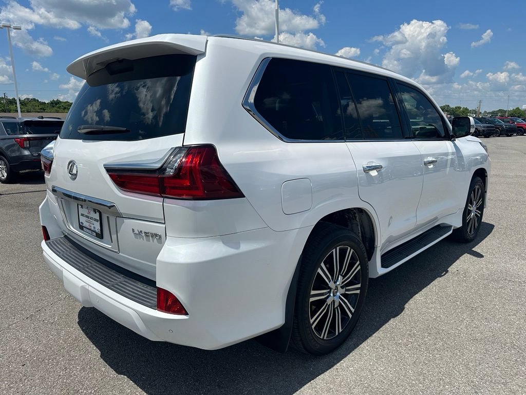 Used 2020 Lexus LX 570 4WD w/ Luxury Package image 5