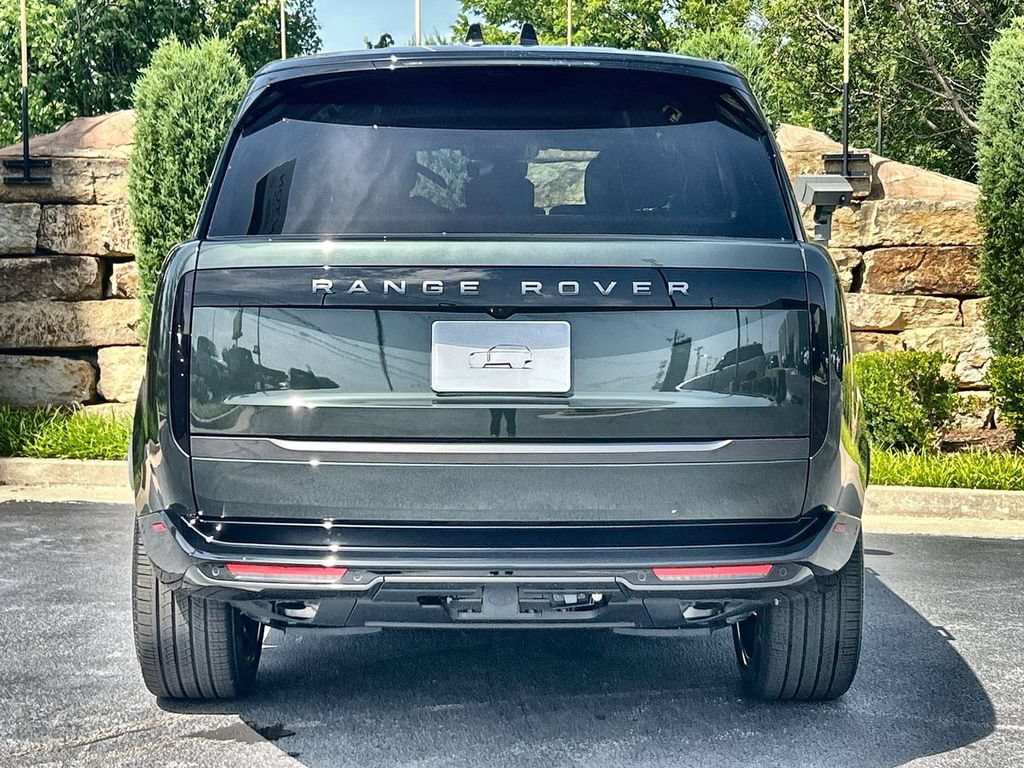 New 2026 Land Rover Range Rover Long Wheelbase SE AWD/4WD image 4