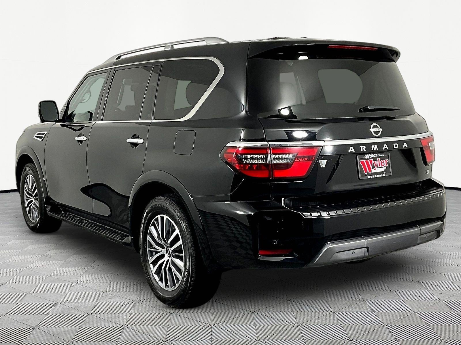 Certified 2024 Nissan Armada SL w/ Captain's Chairs Package AWD/4WD image 4