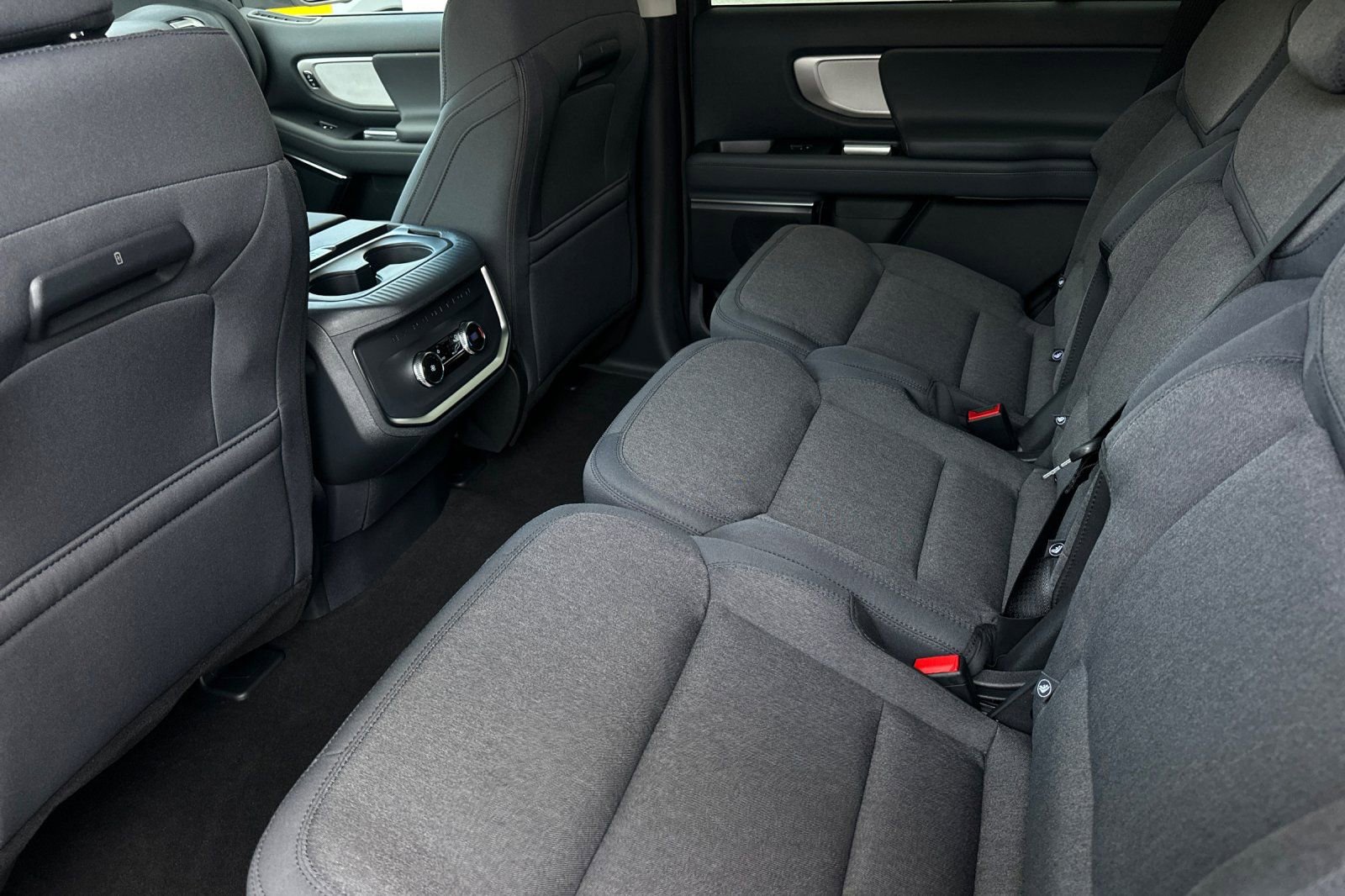 New 2026 Ford Expedition Active image 11