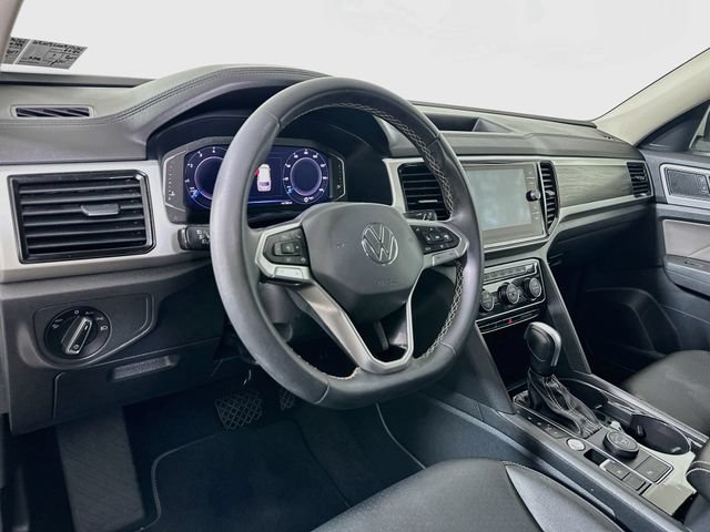 Certified 2023 Volkswagen Atlas SE w/ Black Wheel Package AWD/4WD image 10
