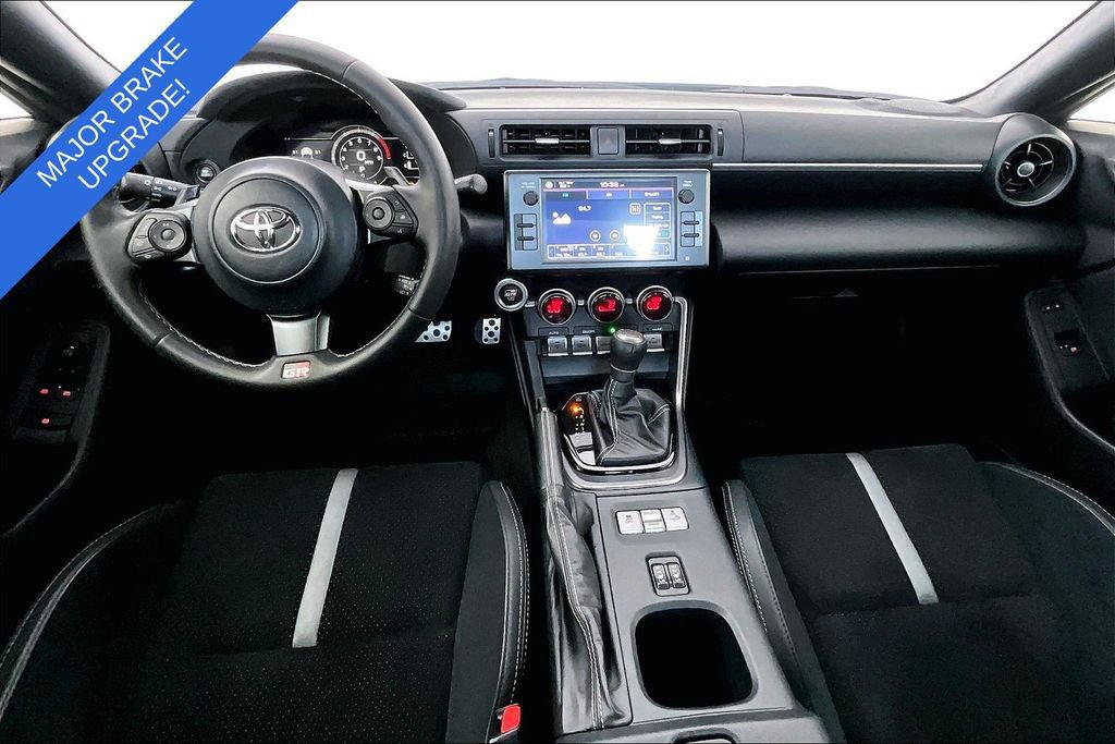 Used 2023 Toyota GR86 Premium w/ ALL Weather Mat Package (TMS) RWD image 19