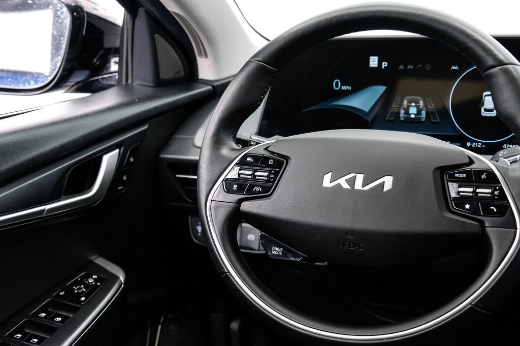 Used 2023 Kia EV6 Wind AWD/4WD image 17