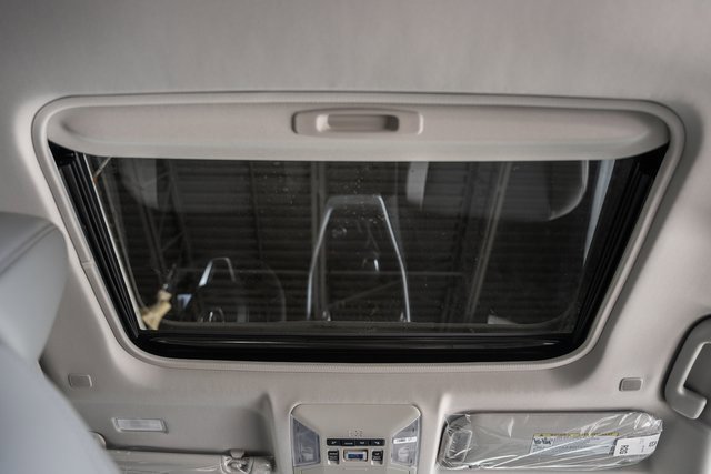 New 2025 Toyota RAV4 Limited image 30