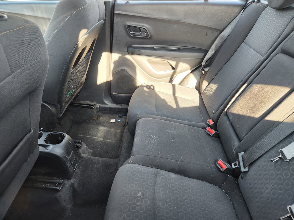 Used 2020 Chevrolet Trax LS image 10