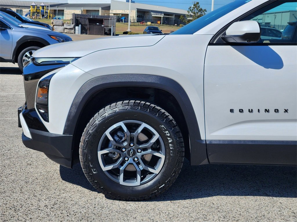 Used 2025 Chevrolet Equinox ACTIV w/ Safety and Technology Package image 6
