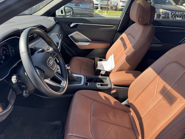 Certified 2023 Audi Q3 2.0T Premium w/ Convenience Package AWD/4WD image 25