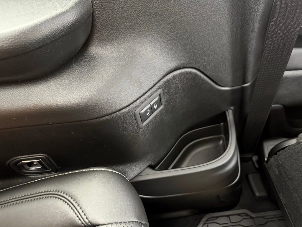 New 2026 Jeep Grand Wagoneer L 4WD image 40