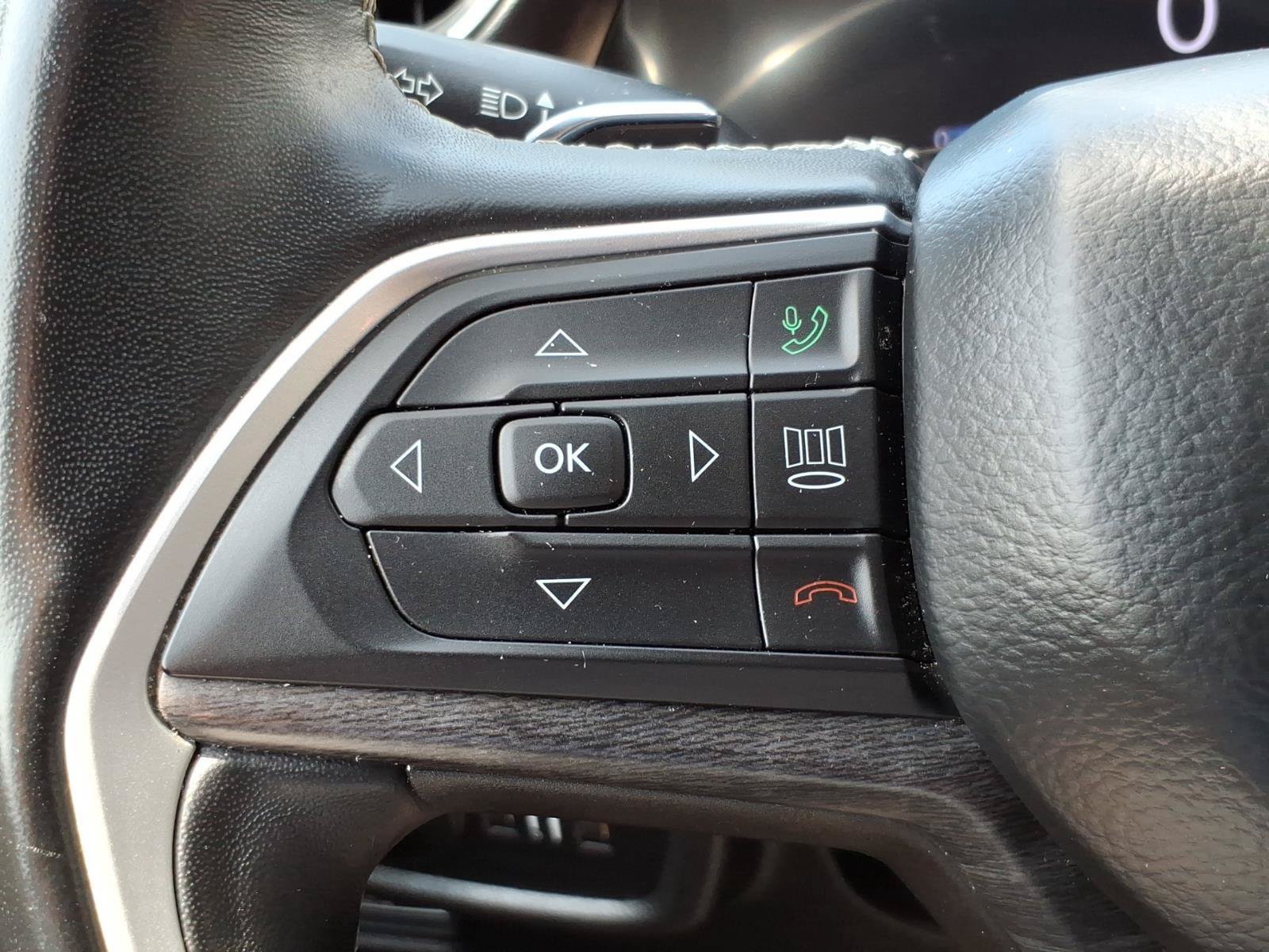 Used 2021 Jeep Grand Cherokee L Limited AWD/4WD image 15