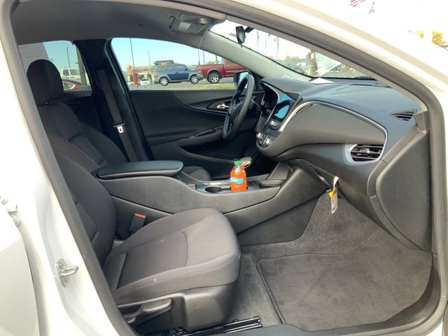 Used 2024 Chevrolet Malibu LS image 16