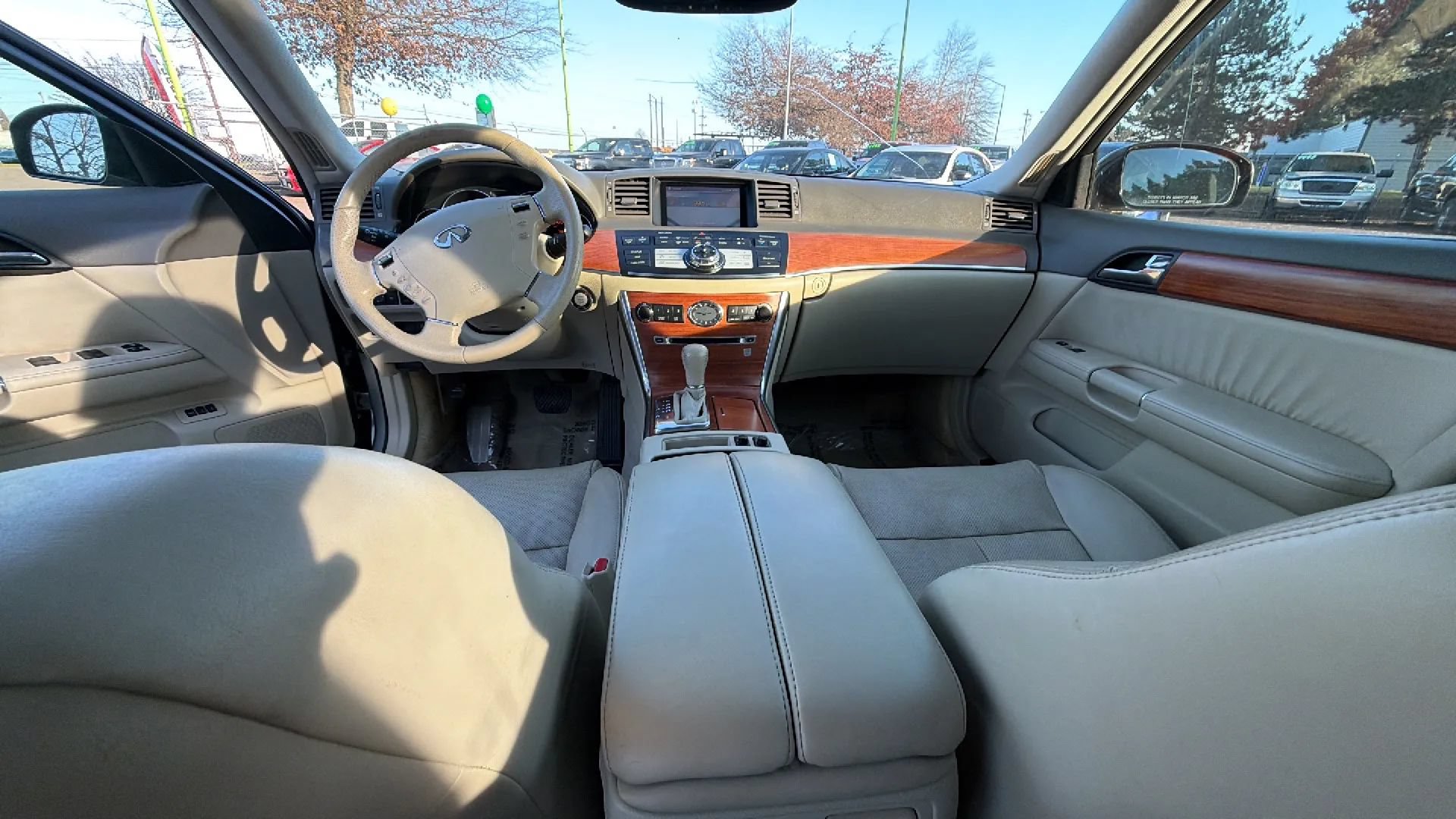 Used 2007 INFINITI M35 w/ Journey Pkg RWD image 11