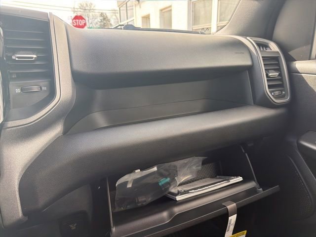 New 2026 RAM 1500 Classic Warlock image 16