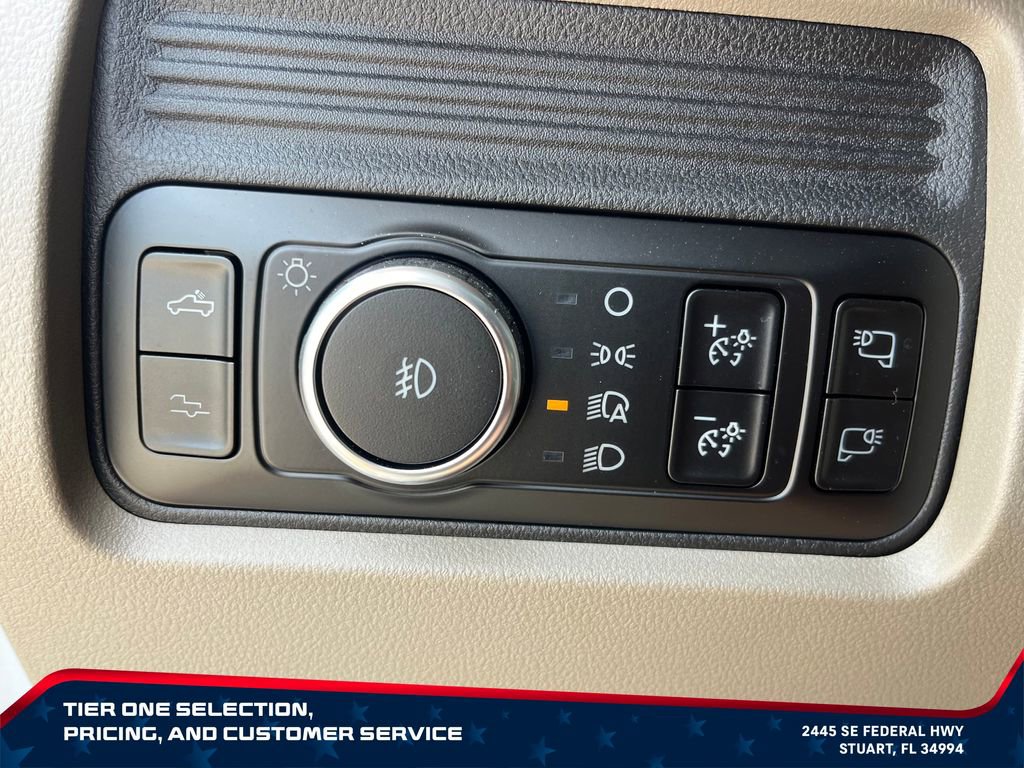 Used 2025 Ford F250 Platinum w/ Platinum Plus Package AWD/4WD image 14