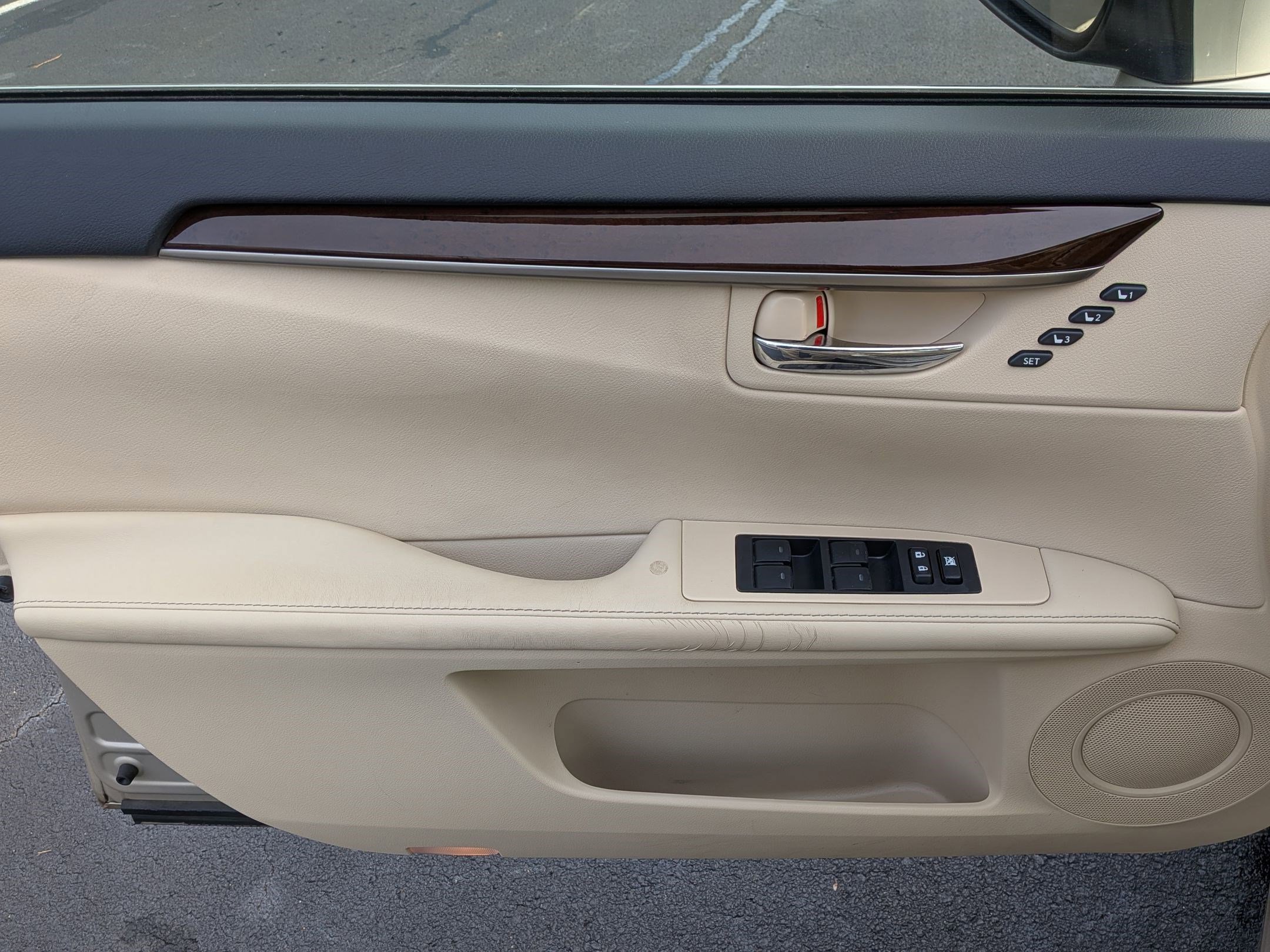 Used 2015 Lexus ES 350 image 14