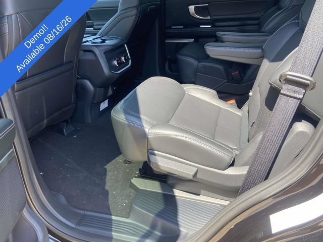 New 2026 Ford Expedition Platinum w/ Stealth Appearance Package AWD/4WD image 8