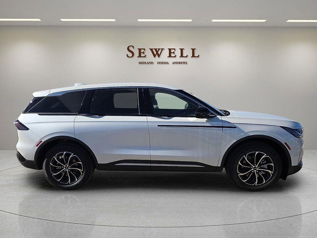 New 2026 Lincoln Nautilus Premier AWD/4WD image 5
