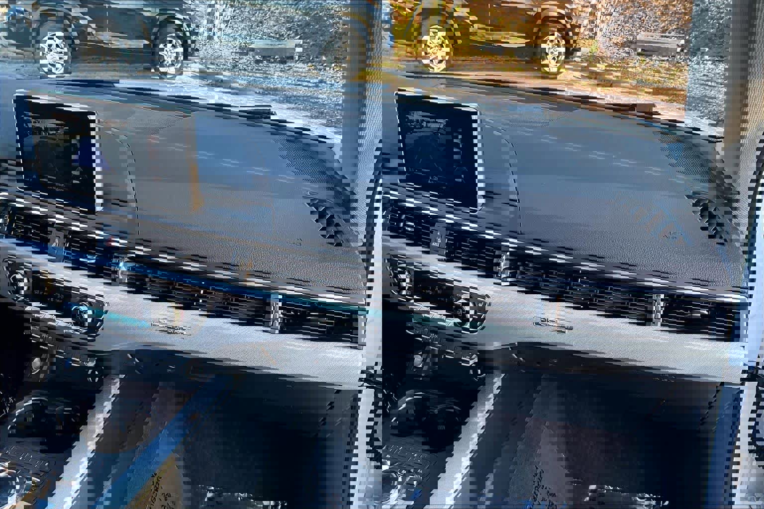 Used 2018 Audi A4 2.0T Premium image 18