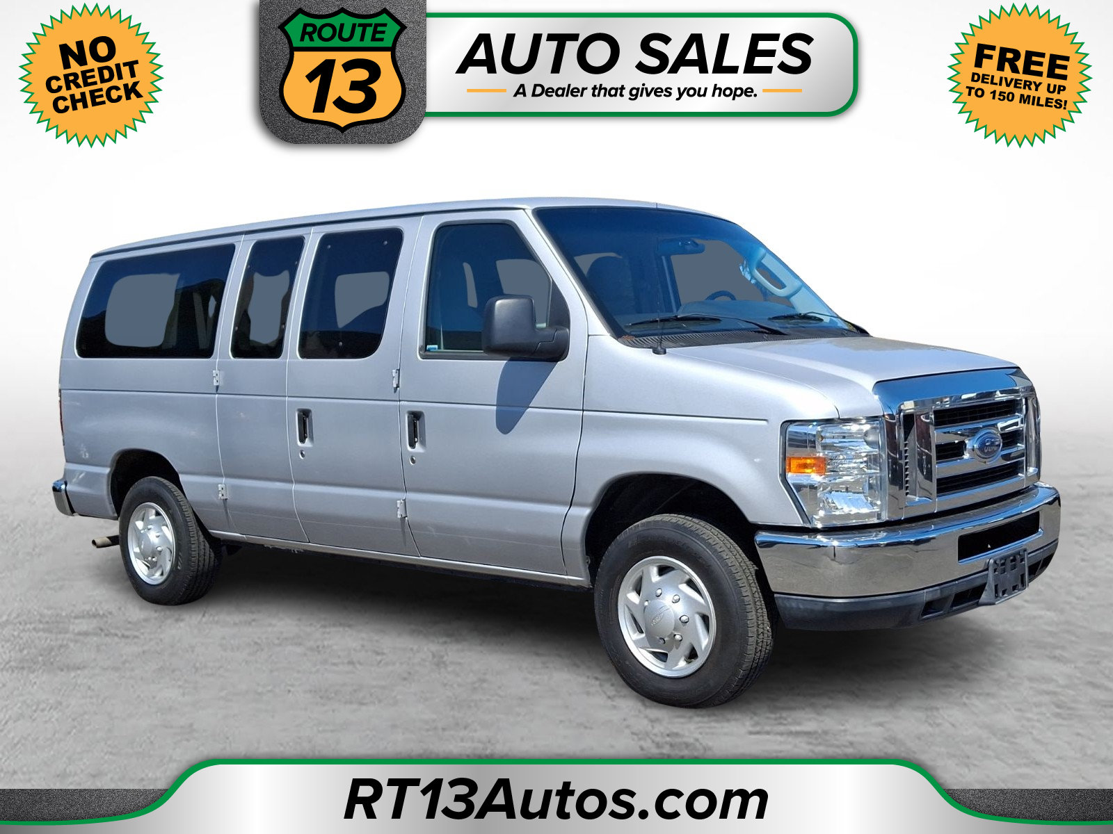 Used 2013 Ford E-150 and Econoline 150 XLT RWD image 1