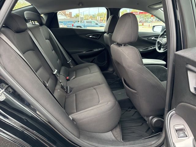 Used 2021 Chevrolet Malibu RS FWD image 10