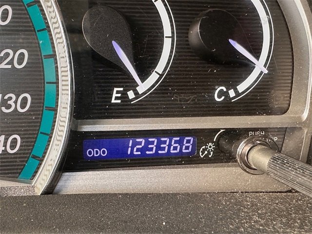 Used 2013 Toyota Venza LE image 18