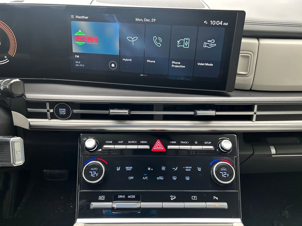 Used 2025 Hyundai Santa Fe SEL image 17