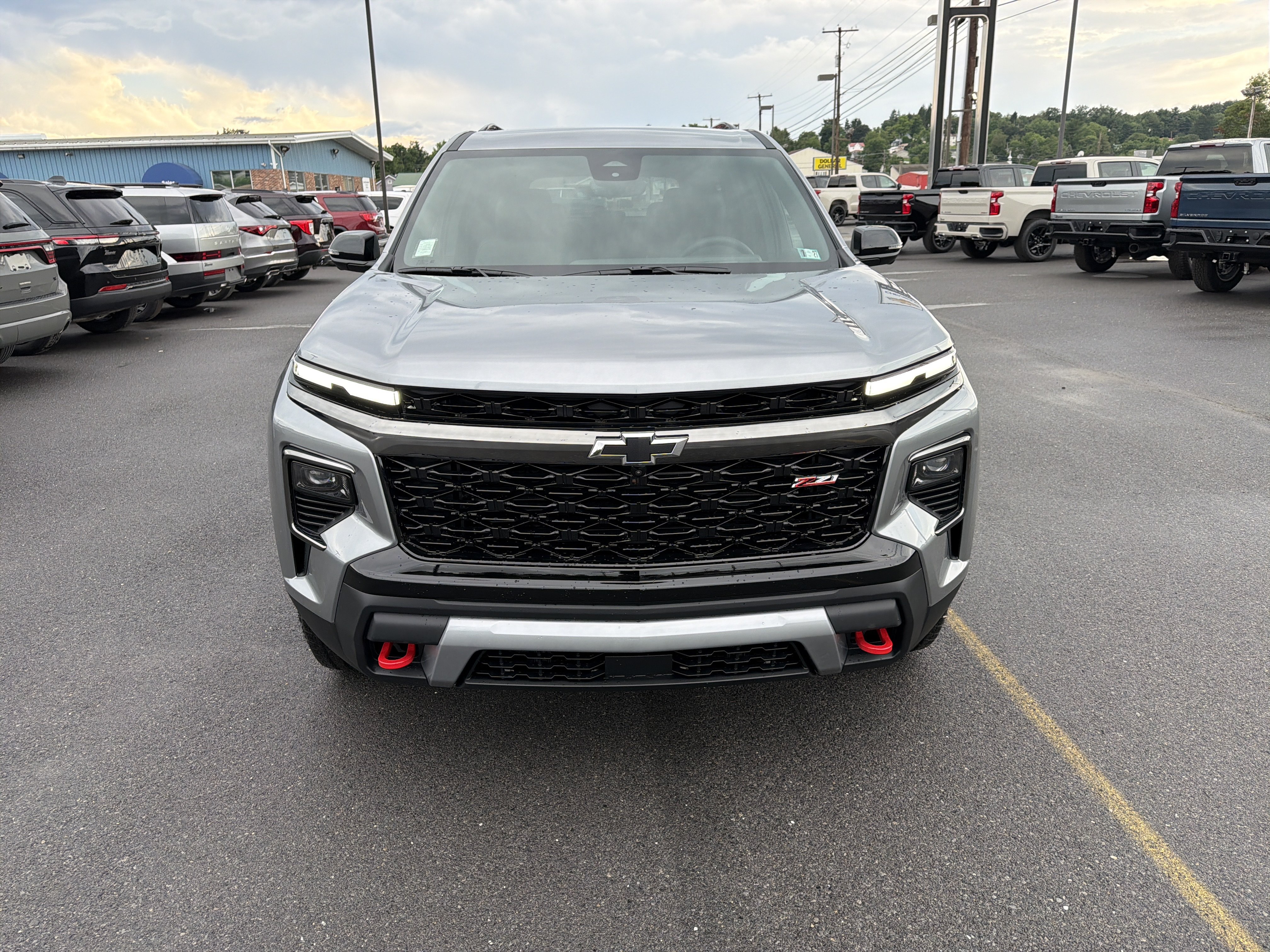New 2026 Chevrolet Traverse Z71 w/ Driver Confidence Package AWD/4WD image 10