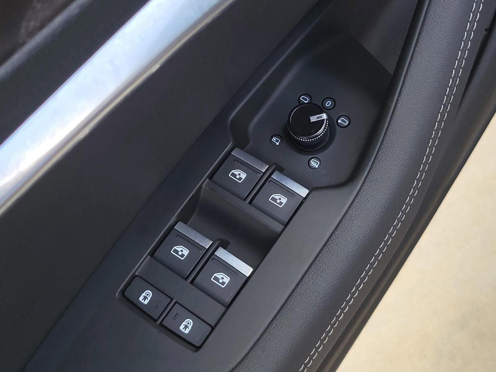 Used 2023 Audi A6 Premium Plus w/ Premium Plus Package AWD/4WD image 17