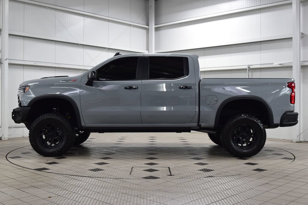 Used 2024 Chevrolet Silverado 1500 ZR2 w/ ZR2 Bison Edition AWD/4WD image 4