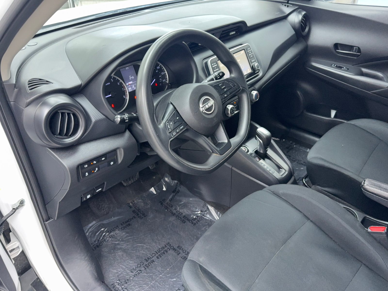 Used 2023 Nissan Kicks S FWD image 15