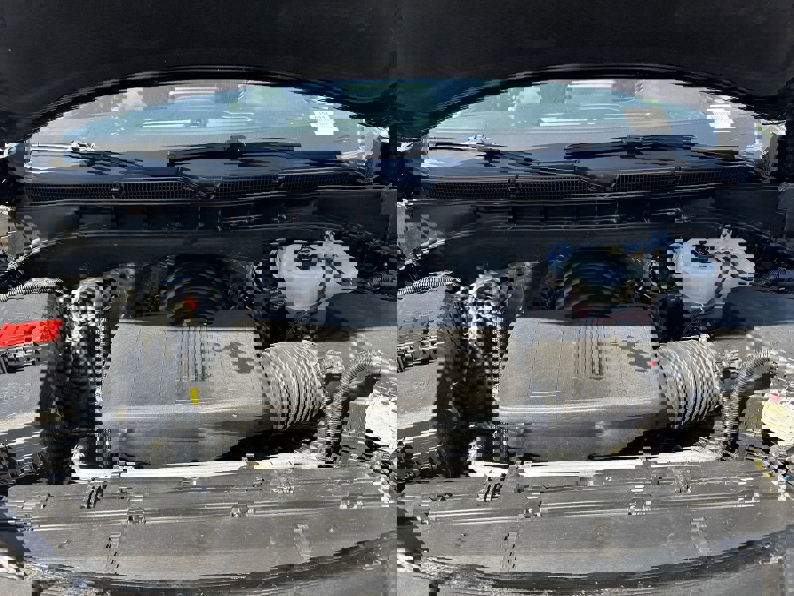 Used 2024 GMC Yukon SLT w/ SLT Luxury Package image 34