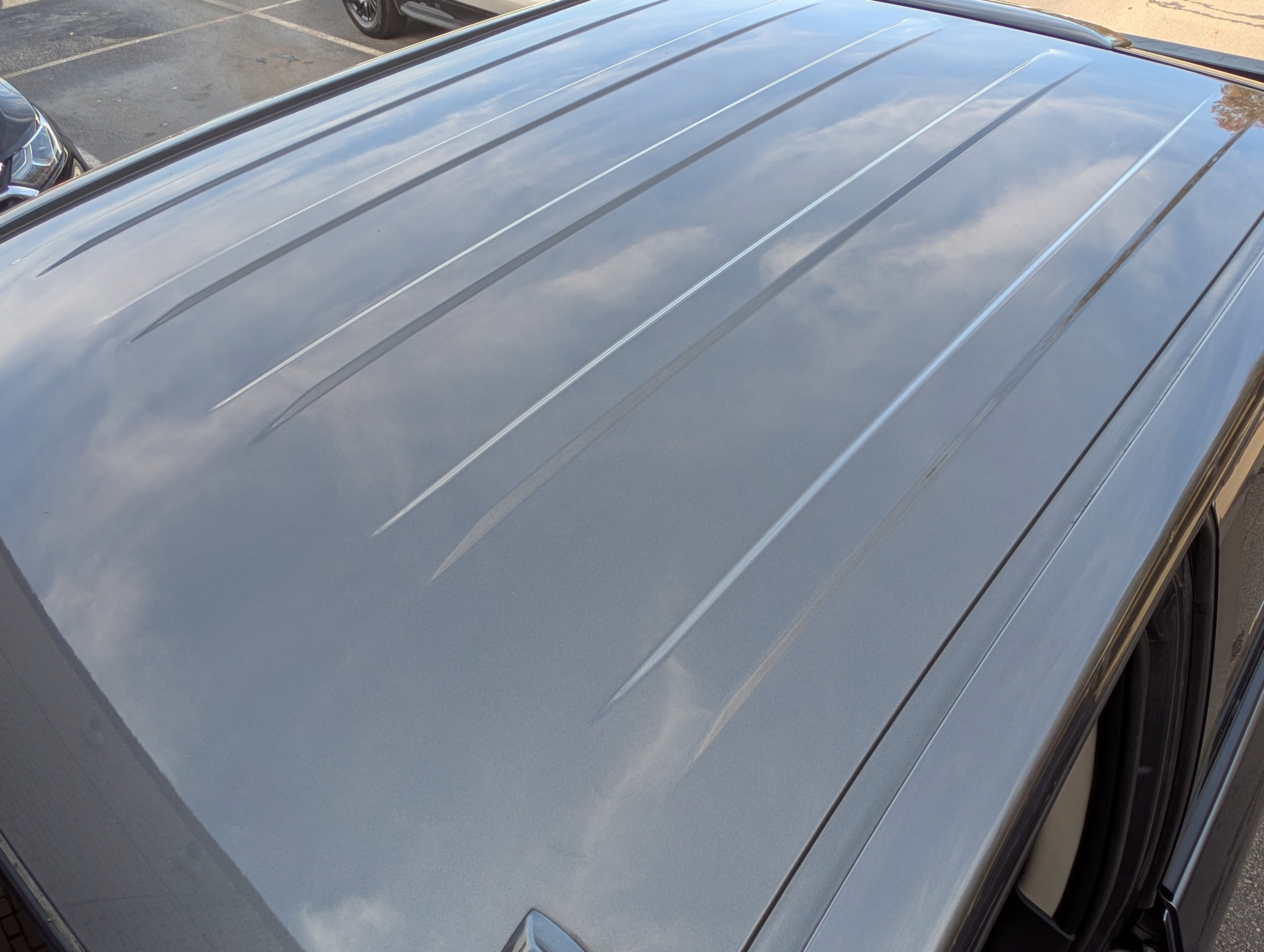 Used 2018 Nissan Titan SL image 14